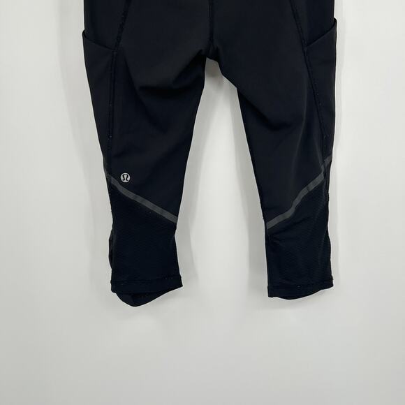 Lululemon Black Mesh Inset Crop Leggings Size 4 - Picture 7 of 9